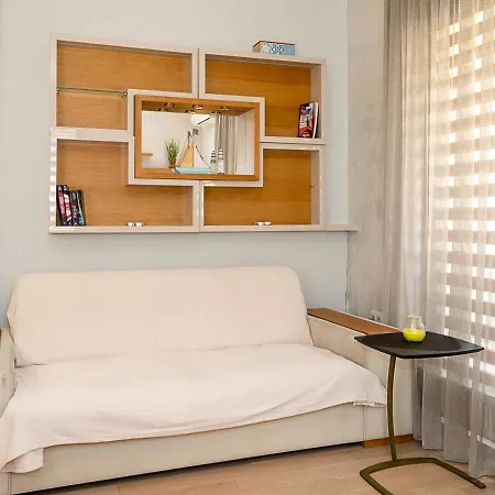 Spacious 2br - Park - Parking By Flat Manаger * Warna