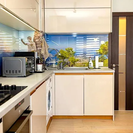 Spacious 2br - Park - Parking By Flat Manаger Apartment *