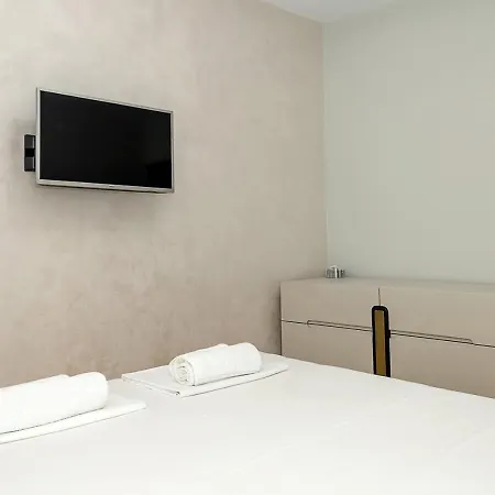 Apartment Spacious 2br - Park - Parking By Flat Manаger *